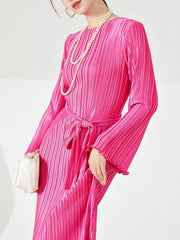 Elegant Metallic Pleated Dress