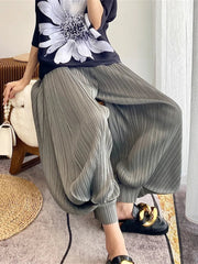 Elegant Plissé Lantern Pants