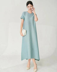 Asymmetric Short Sleeve Pleated Dress