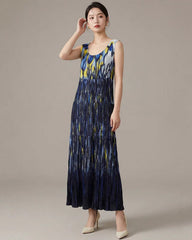 Elegant Pleated Sleeveless Dress