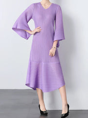 Elegant Pleats Bell Sleeve Dress