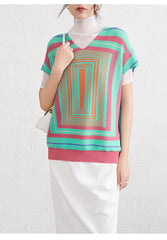 Luxury Pleats V-Neck Geometric Top