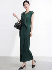 Asymmetric Pleated Sleeveless Dress