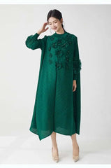 Elegant Pleated Floral Sleeve Dress