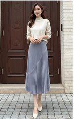Elegant Fluid Plisse Skirt