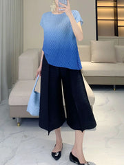 Casual Luxury Plissé Trousers