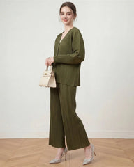 2-Piece Pleated Trouser Set