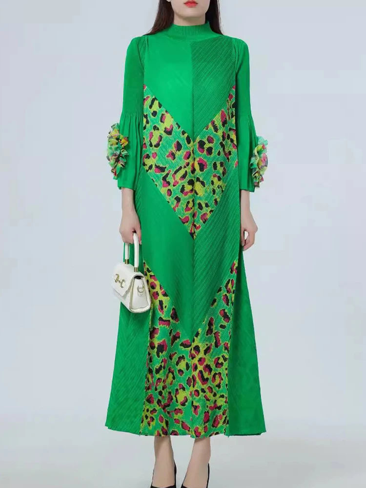 Green Couture Pleated 3/4 Sleeve Midi Dress