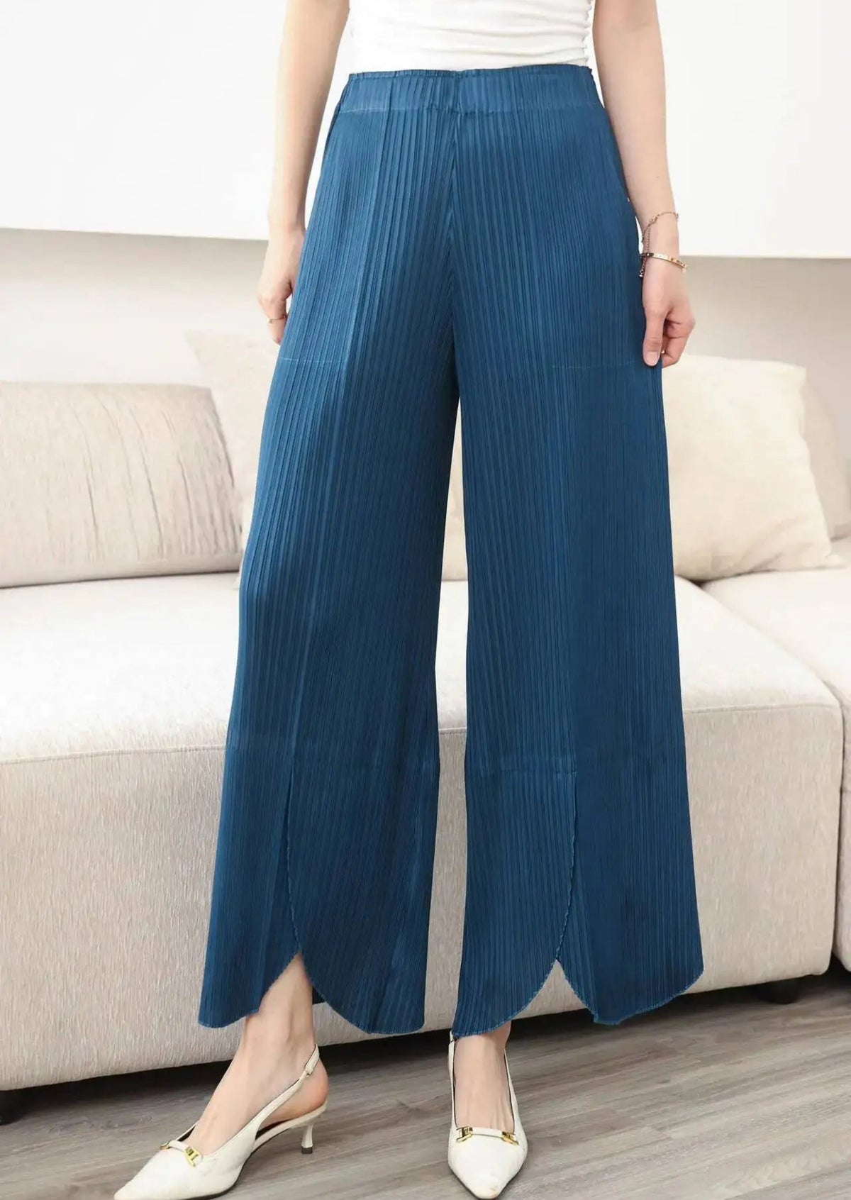 Scallop Hem Trousers
