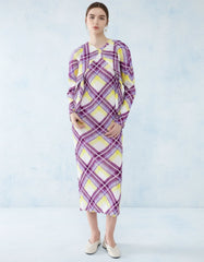 Elegant Plissé Dress & Cardigan