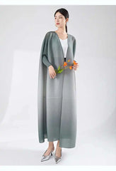Women's Flowing Pleated Duster