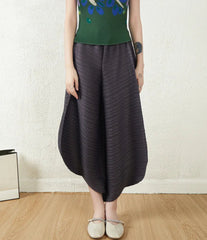 Luxury Pleats Pull-on Pants