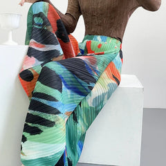 Luxe Plissé Pull-On Pants