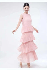 Elegant Plissé Sleeveless Dress