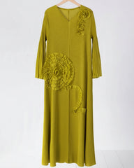 Elegant Plissé Floral Dress