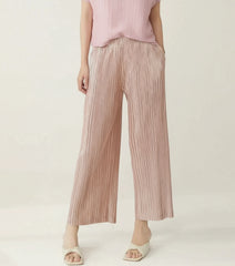 Elegant Plissé Wide-Leg Pants