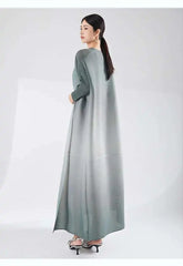 Women's Flowing Pleated Duster