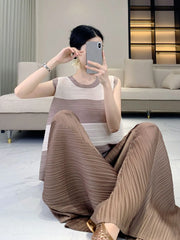 Casual Luxe Wide-Leg Plissé Pants