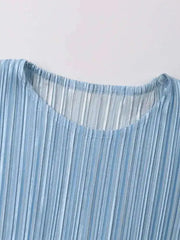 Elegant Ombre Plissé Dress