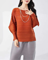 Elegant Plissé Long-Sleeve Top