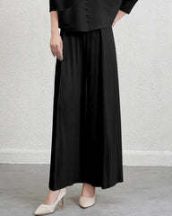 Elegant Plissé Trousers Set