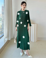 Luxury Plissé Floral Dress Set