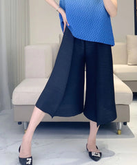 Casual Luxury Plissé Trousers