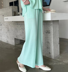 Plissé Wide-Leg Pants