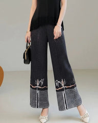 Petite Plissé Straight Leg Pants