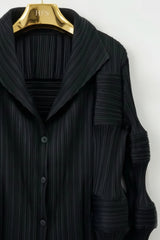 Unique Plissé 3D Sculpted Jacket