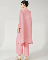 2-Piece Luxe Plissé Pant Suit