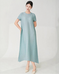 Asymmetric Short Sleeve Pleated Dress