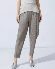 Luxury Pleated Tapered Trousers