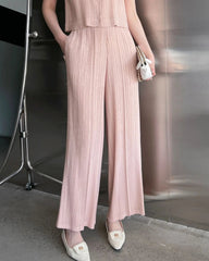 Plissé Wide-Leg Pants
