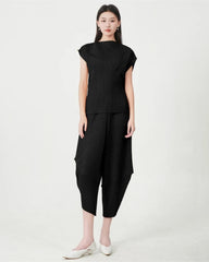 Luxury Geometric Plissé Trousers Set