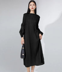 Luxury Pleats Travel Dress