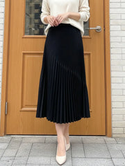Elegant Fluid Plisse Skirt
