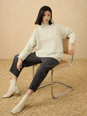 Thick Relaxed Pleated Turtleneck