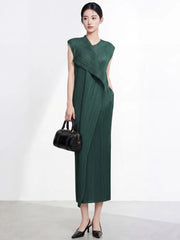 Asymmetric Pleated Sleeveless Dress