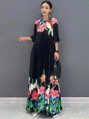 Women's Black Luxe Floral Pleated Midi Dress