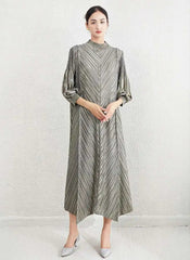 Luxe Formal Metallic Pleats Dress