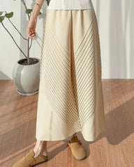 Tailored Diagonal Plissé Crop Pants