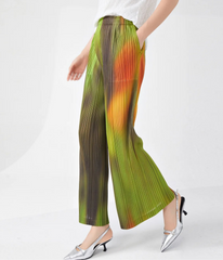 Travel Japanese Plissé Wide-Leg Pants – Luxury Pleated Trousers with Art Print