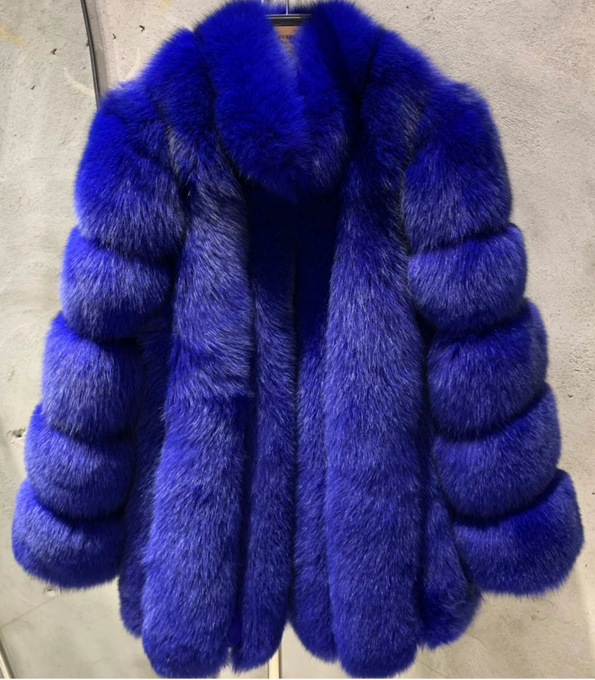 Women’s Genuine Fox Fur Coat – Luxury Full-Pelt Outerwear