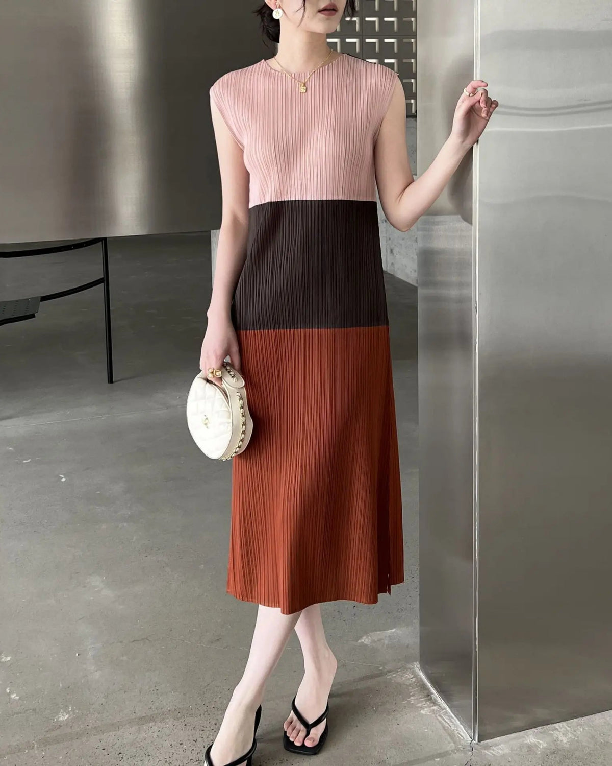 Women’s Pleated Midi Dress Sleeveless Plissé Japanese-Designer